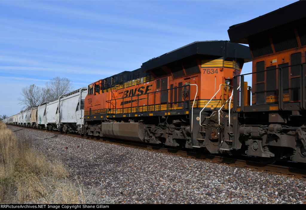 BNSF 7634 Roster shot